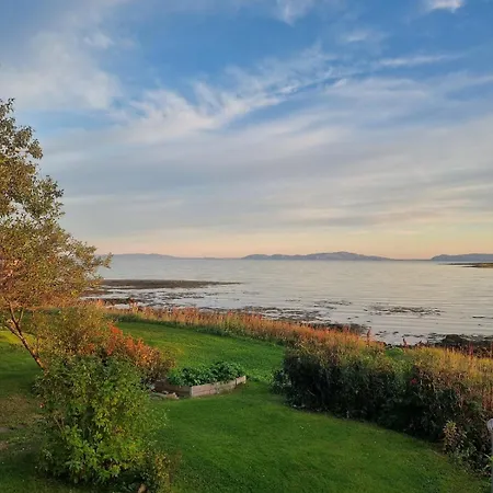 House By The Fjord Villa
