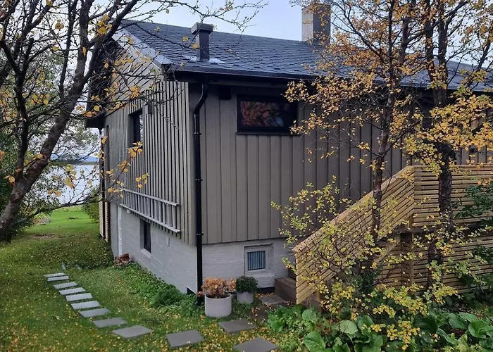 House By The Fjord Villa *