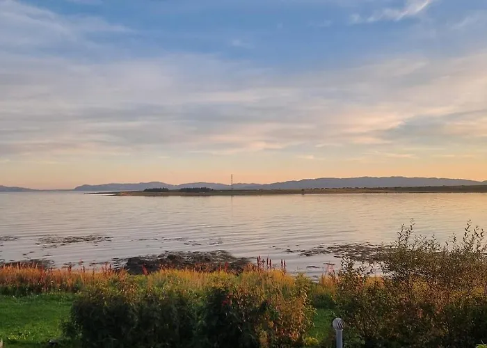 House By The Fjord * Vadsø